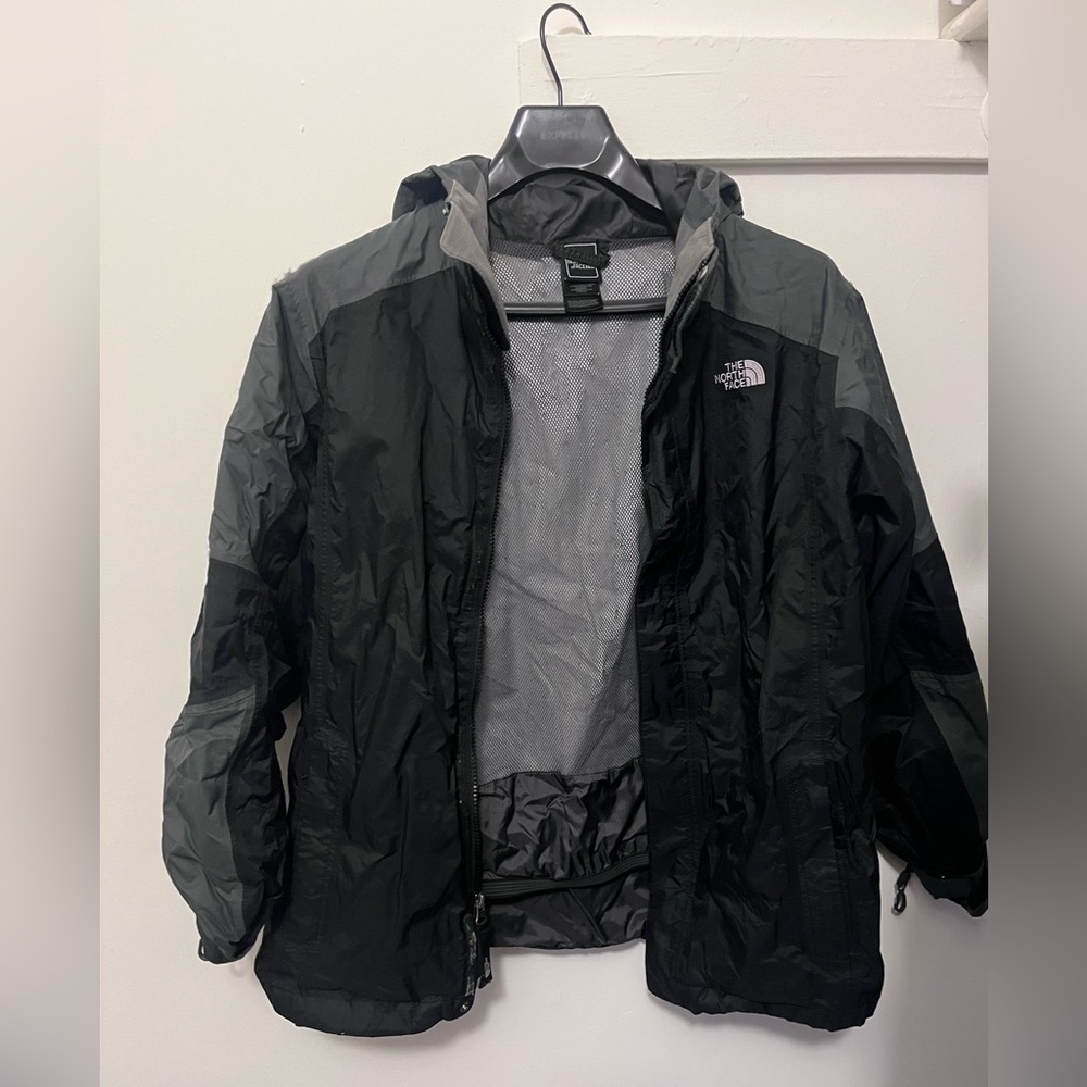 The North Face Boys Black and Gray Jacket